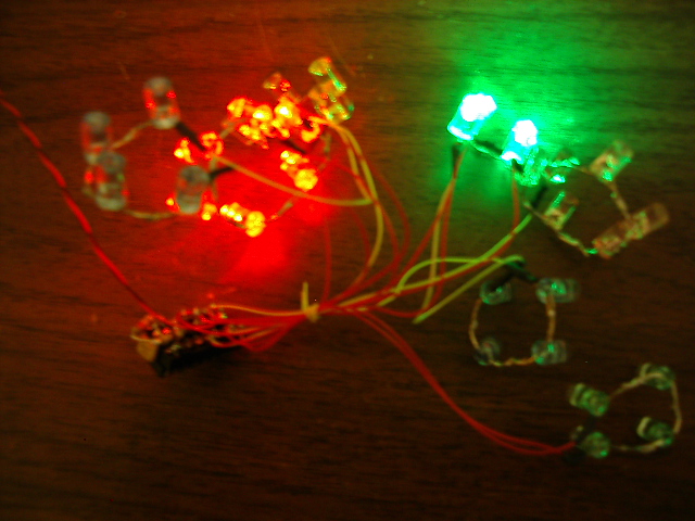 Multi-LED blinker with 1 IC! Multi-LED blinker with 1 IC!