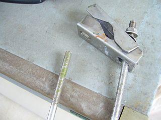 図5:金鋸で切断 <click>→図6:潤滑材を用意はしたのだが