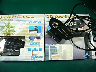 図1:買ってみた特価WEBカメラ <click>→図2:室内での撮像はまぁまぁ