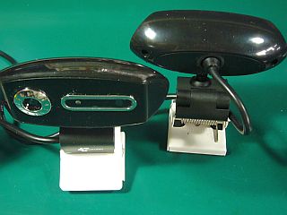 図3:磁石付きクリップ(百均グッズ)に取り付け <click>→図4:あっち向いてホイ式!?