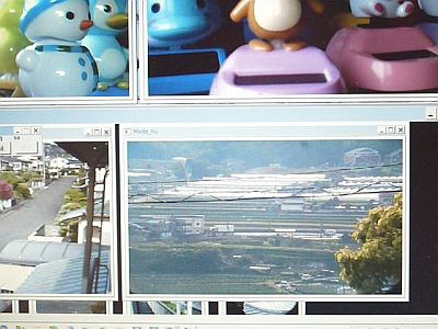 図1:上:USB動画、下:リモート接続経由のUSB動画 <click>→動画1:右下画面:遠くの自動車走行が分かる