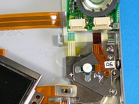 リブポインタ部を開腹してみたが <クリック>で、止む無く使っていたシリアル・マウスとIOアダプタ