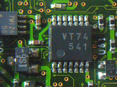 図3:素性が分からないIC-741 <click>→図4:不明品-151 015