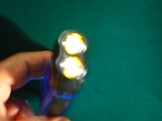 図1:108円手動発電+LEDランプ <click>→動画1:直ぐ消える