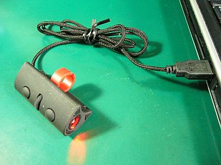 図1:週刊アスキー(オマケ)マウス <click>→図2:USBケーブルだけは良質!?