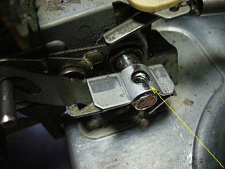 図3:留め具のバックラッシュが問題 <click>→図4:順番を逆にすべきだった