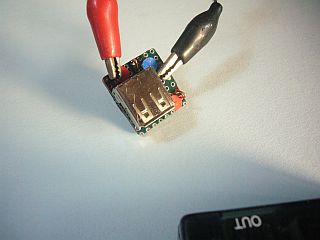 図3:USB接続用小物 <click>→図4: