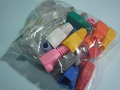 図3:買い足したコネクタ類