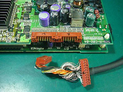 図1:内部コネクタ接続部 <click>→図2:PCカード無しのジャンク品