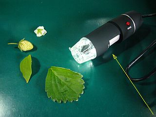 図1:デジタル顕微鏡(照明付き) <click>→図2:箱入り商品