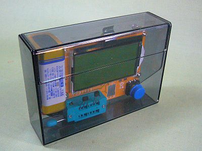 図1:百均カード・ケースに入れた「LCR-T4」 <click>→図2:Mr.Lycettから頂いたボード上の欠品