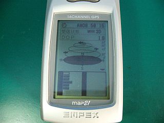 図1:GPS信号受信中のmap21 <click>→図2:CFが必要だそうな