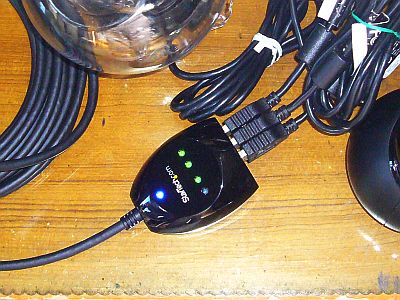 図73:室内で並走実験中の「アクティブ延長ケーブル」 <click>→図74:ポリ袋に入れて屋外へ