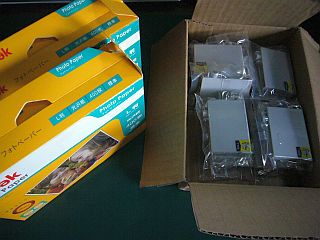 図6:買い込んである用紙、インク <click>→図7:ゴムの劣化はどうか?