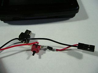 図11:スイッチ切換式+ダイオード付加 <click>→図12:補助電源を充電中