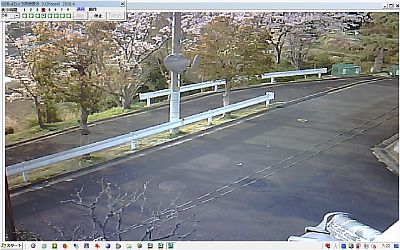 図5:1画面連続表示の例 <click>→動画1:4画面は、それぞれ約3秒毎で切り替わり