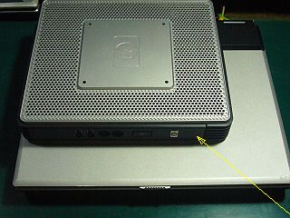 図1:程々のサイズ <click>→図2:BIOSは起動した