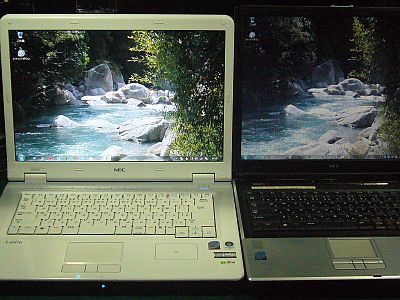 図1:現メイン機と比べて、明るさは段違い! <click>→図2:殆ど未使用に近いキーボード