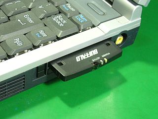 無線LANカードにした <click>→昔はモデムだったんだ!