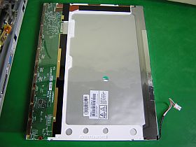 液晶ユニット <クリック>で、メーカ不明のラベル