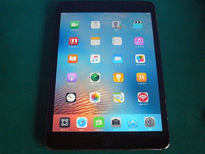 図1:やっと完成「iPad mini(初代)」ジャンク品 <click>→図2:幅1mmの両面テープを使う