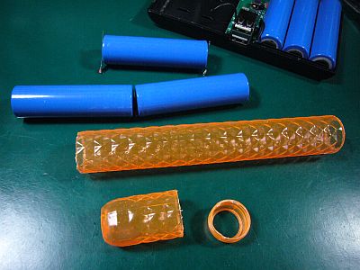 図3:「じゃぼん玉セイバー」を外筒にして <click>→図4:Clarion P50の外部電源にしてみた