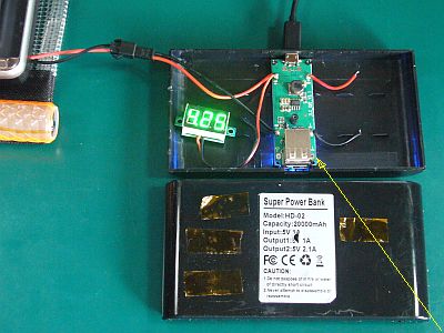 図5:セル2本組みの充電に利用中 <click>→図6:4.25V固定充電&時々電圧強制引き下げ?