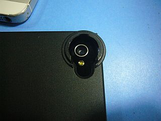 図3:残念ながらiPhone4では合わず <click>→図4:無理矢理iPhone4で観ると