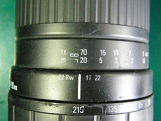 図7:およそ20m以上? <click>→図8:スマホアプリ「Smart Measure」