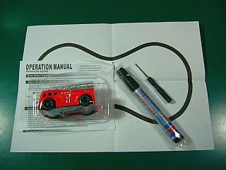 図2:電池以外の付属品 <click>→図3: